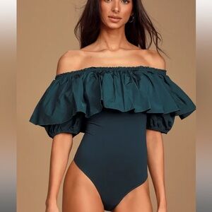 Free People Poof Goes my heart bodysuit size small ruffle and puff sleeve